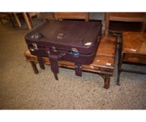 EASTERN HARDWOOD RECTANGULAR COFFEE TABLE WITH BUTTON DETAIL