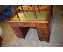 19TH CENTURY MAHOGANY TWIN PEDESTAL DESK WITH NINE DRAWERS WITH BRASS SWAN NECK HANDLES RAISED ON