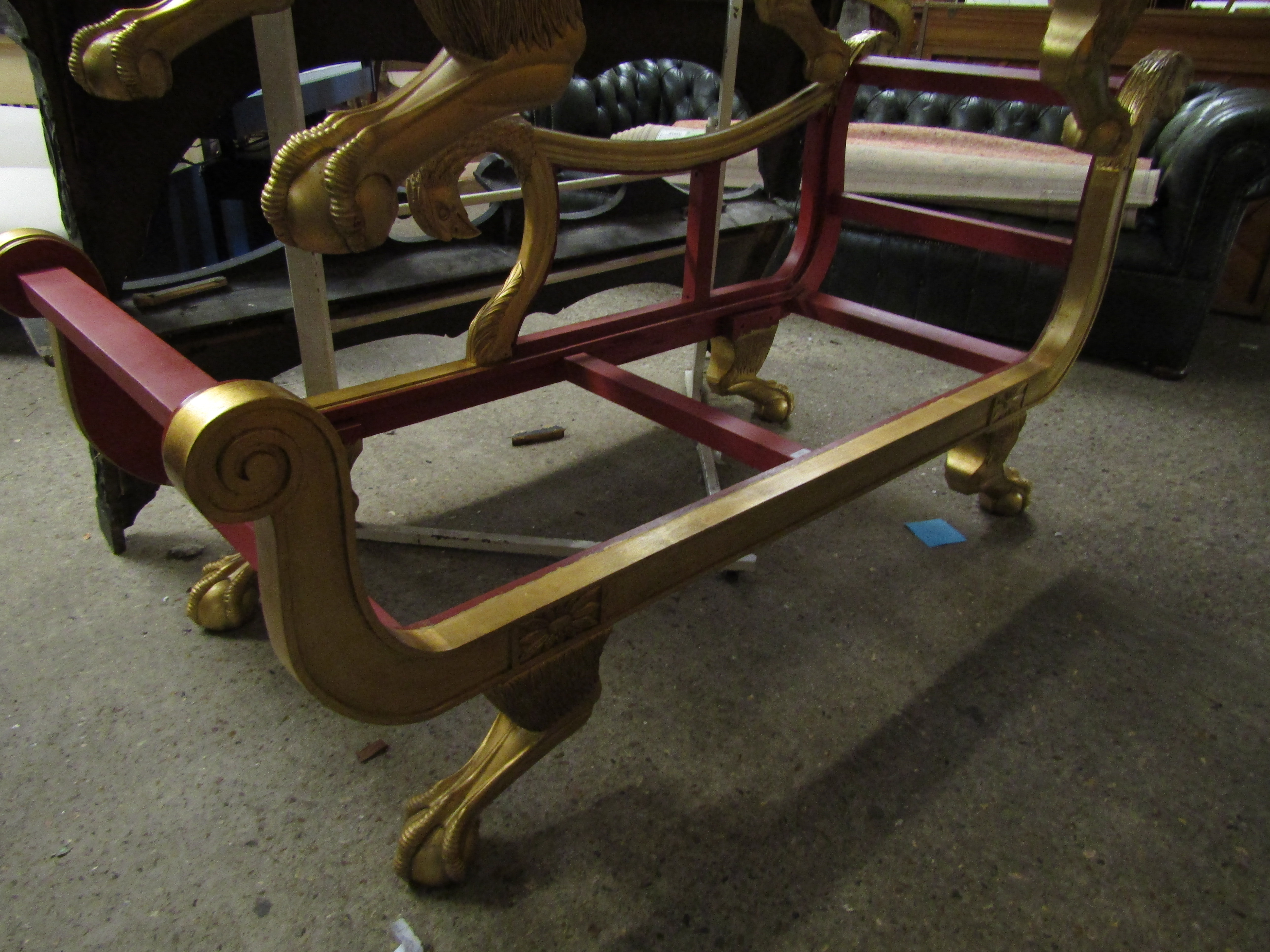 GILT CHAISE LOUNGE FRAME WITH CARVED BIRD DETAIL ON CLAW AND BALL FEET