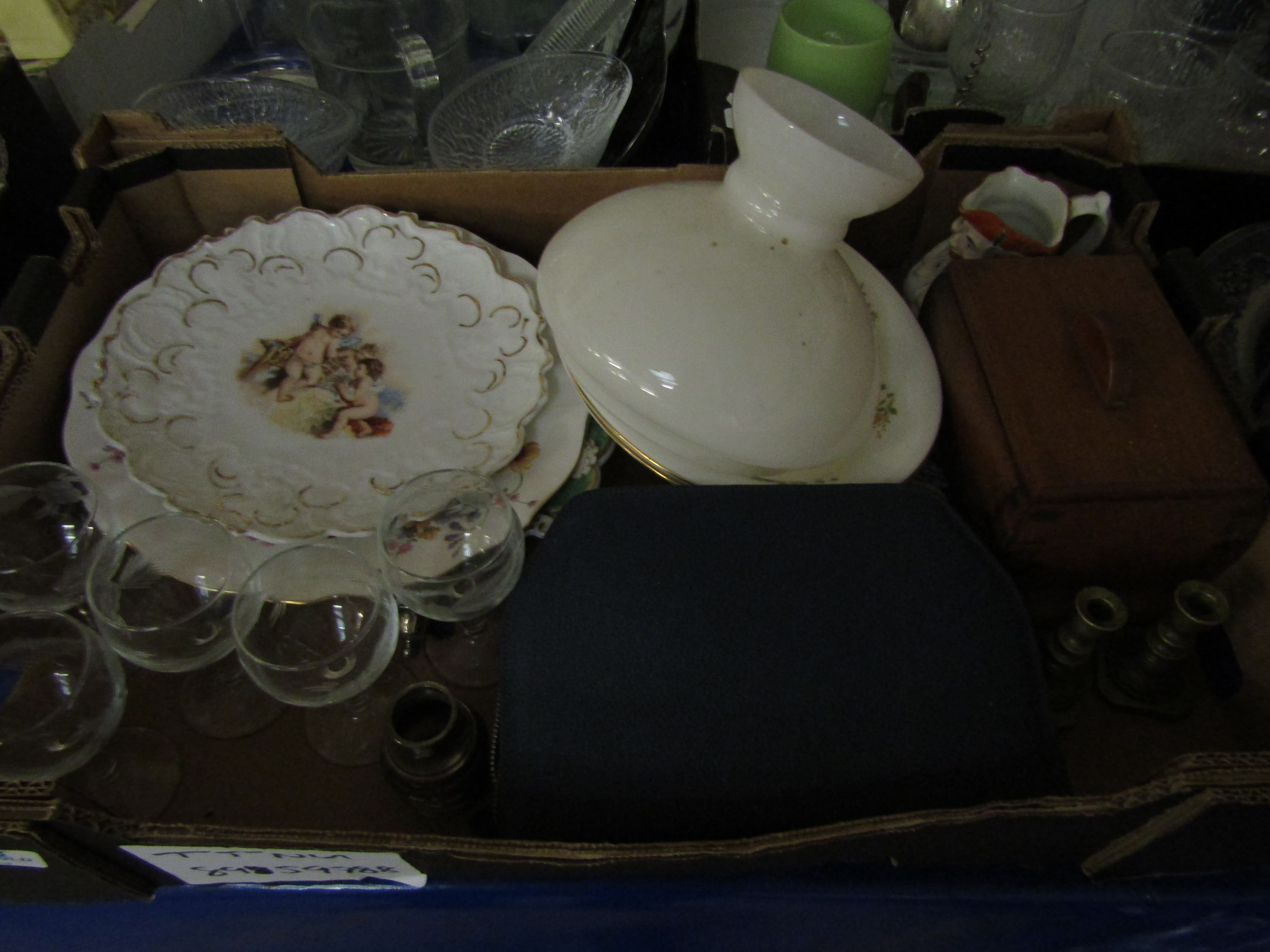 BOX OF MIXED GLASS WARES, PLATES ETC