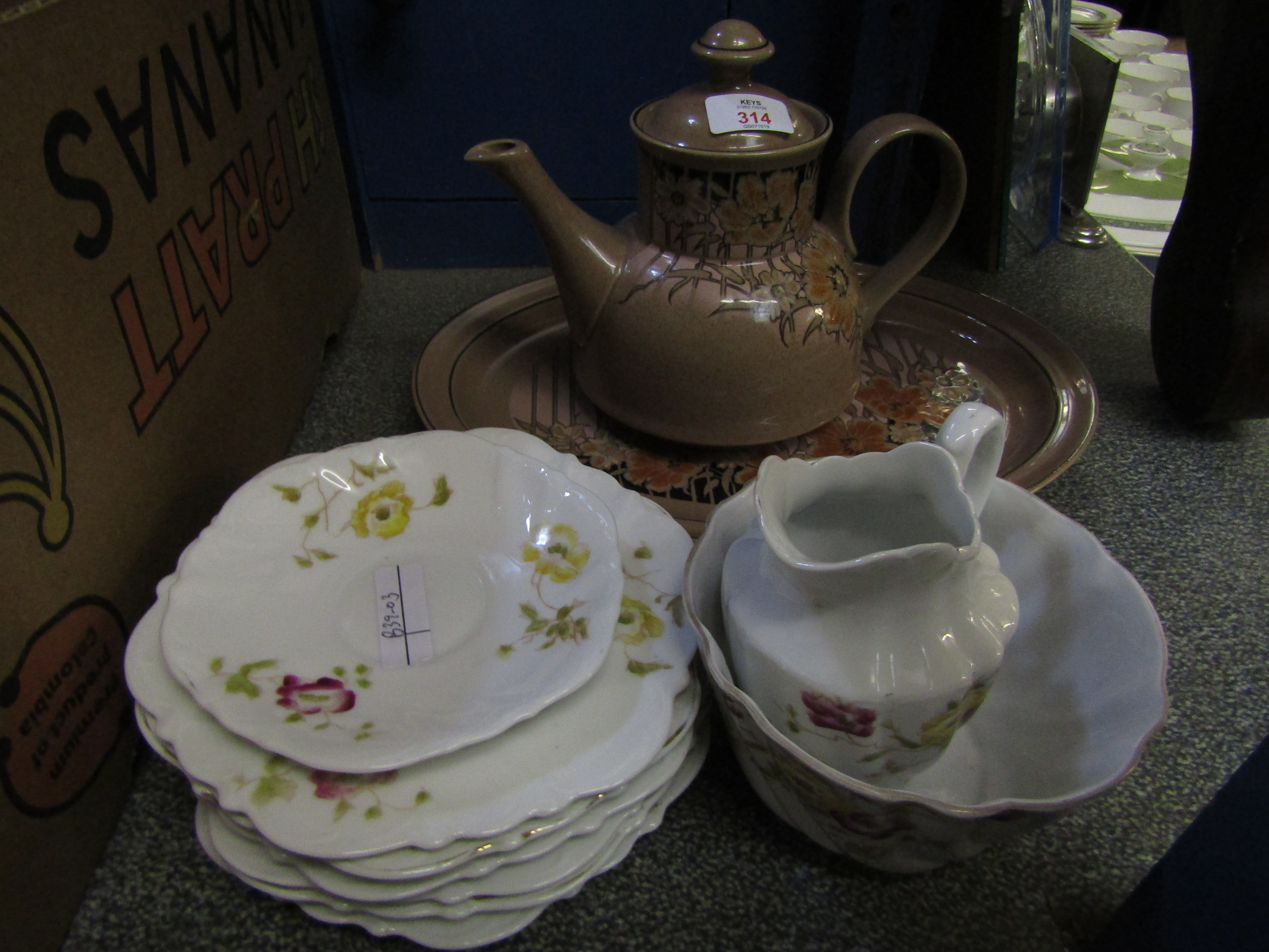 DENBY SUMATRA PLATE, TEAPOT TOGETHER WITH FLORAL DECORATED TEA WARES ETC