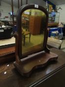 VICTORIAN MAHOGANY DRESSING TABLE MIRROR WITH SERPENTINE BASE