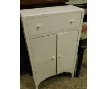 WHITE PAINTED RETRO SMALL CUPBOARD WITH SINGLE DRAWER AND TWO CUPBOARD DOORS