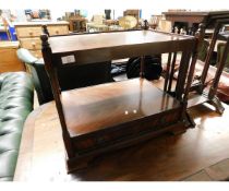 REPRODUCTION MAHOGANY SIDE TABLE WITH TRAY TOP AND TURNED COLUMN WITH SINGLE DRAWER WITH RINGLET