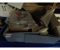 BOX CONTAINING TWO MINIATURE POND YACHTS, MIXED DINKY AND OTHER DIE-CAST TOYS, PLASTIC FARM