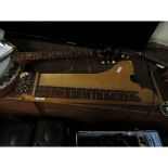 ZITHER TYPE MUSICAL INSTRUMENT