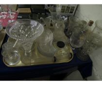 MIXED LOT OF 19TH CENTURY AND LATER GLASSES TO INCLUDE VASES, DECANTERS, DISHES ETC