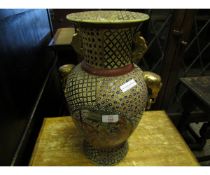 20TH CENTURY ORIENTAL VASE WITH GILT LION HEAD HANDLES AND TYPICAL SCENES