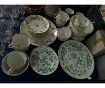 MIXED LOT OF WEDGWOOD GREEN FLORAL PRINTED PLATES, FLORAL DISHES ETC