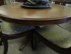 19TH CENTURY MAHOGANY CIRCULAR TILT TOP TABLE ON A TRIPOD BASE