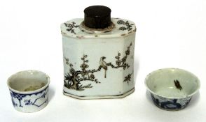 18th century Chinese porcelain tea caddy decorated en grisaille with a bird on a branch to the front