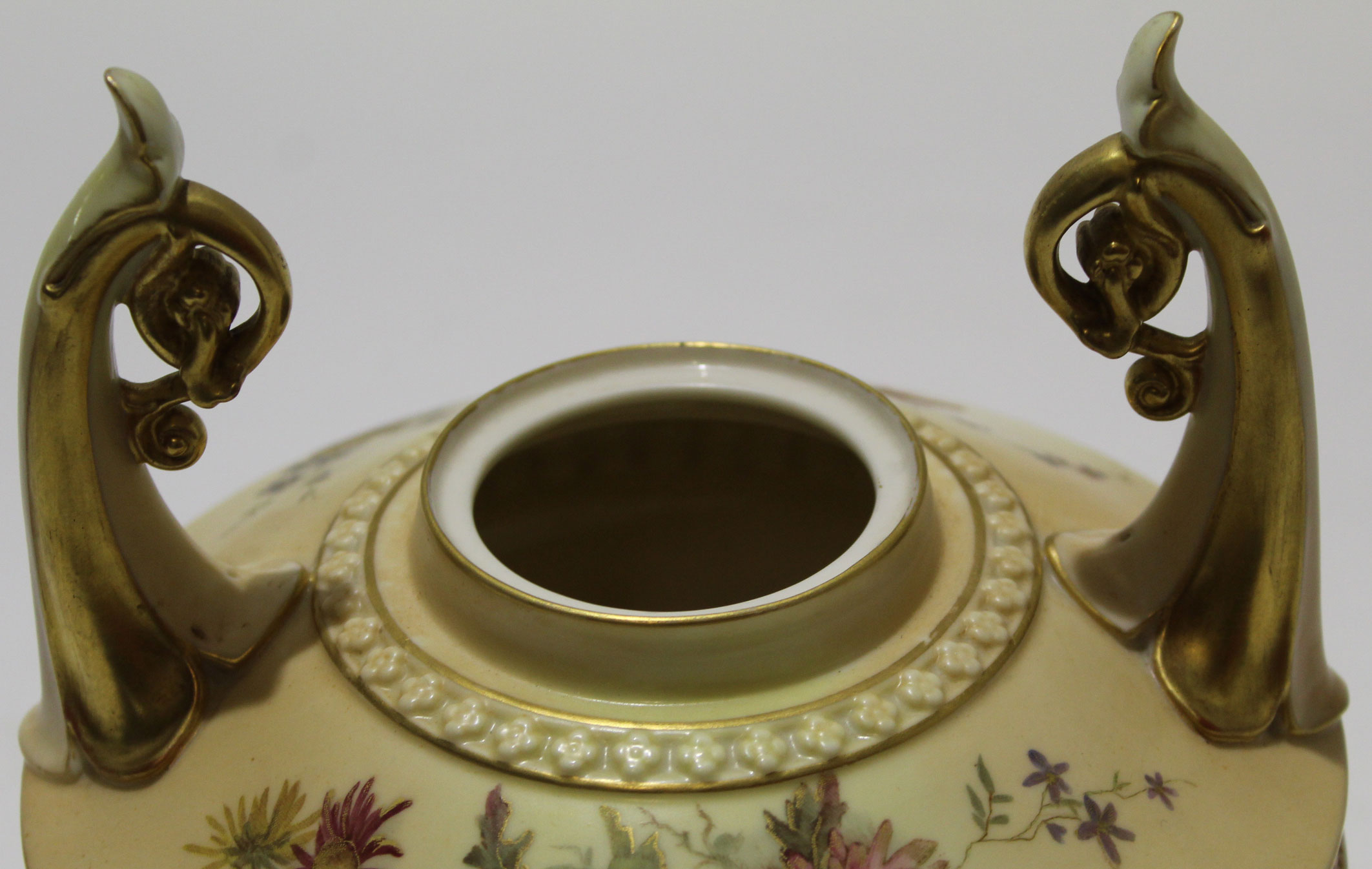 Royal Worcester blush ground vase with Art Noveau style handles, the vase lacking cover, decorated - Image 2 of 3