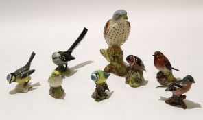 Group of Beswick birds including an eagle, goldcrest, goldfinch, a Goebels long-tailed tit, a