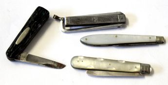 Packet various miniature pocket knives etc
