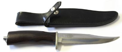 Wilkinson Sword knife in sheath, blade length approx 15cm