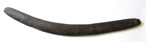 Vintage boomerang, length approx 56cm