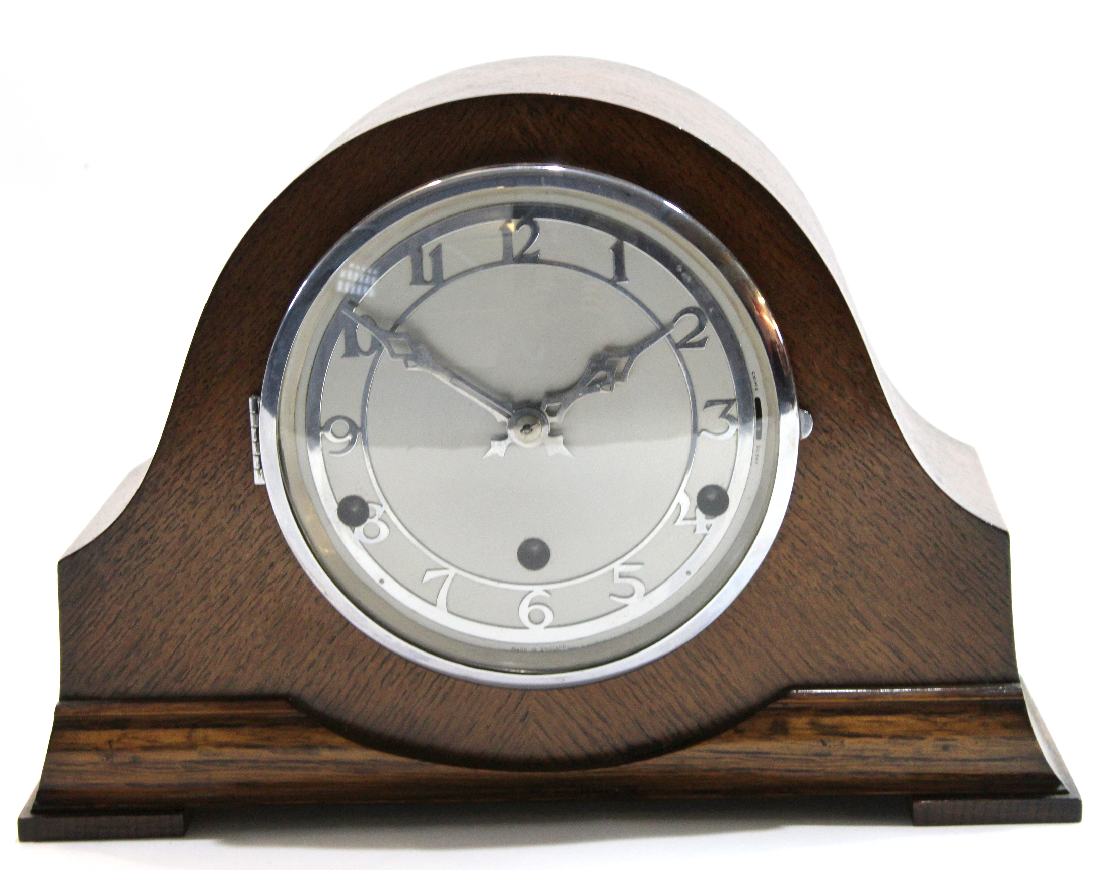 Mid-20th century mantel clock in wooden grained case - Image 2 of 3