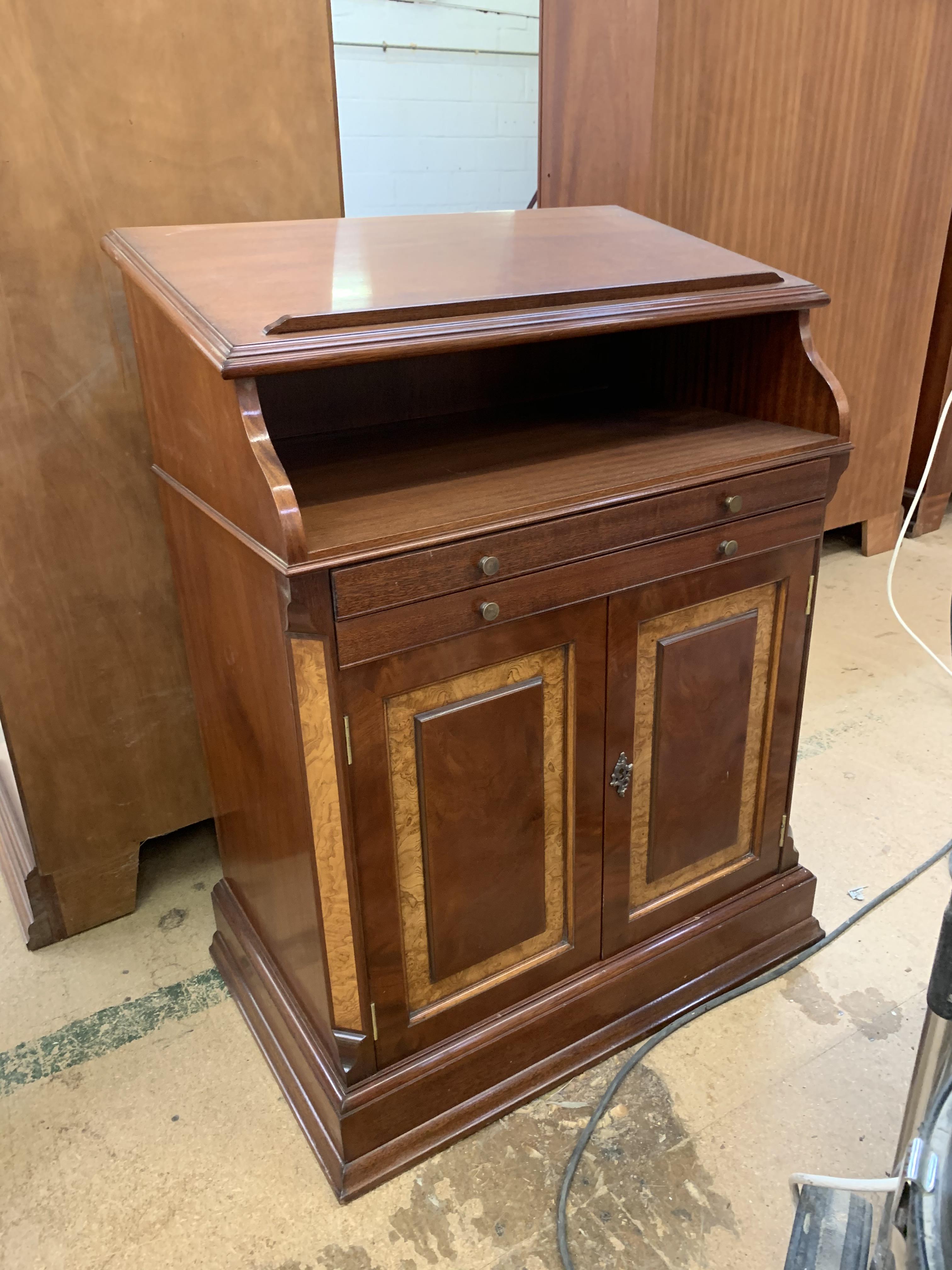 Reception Console/Display Counter, height approx 3'6, in mahogany finish. - Image 2 of 4