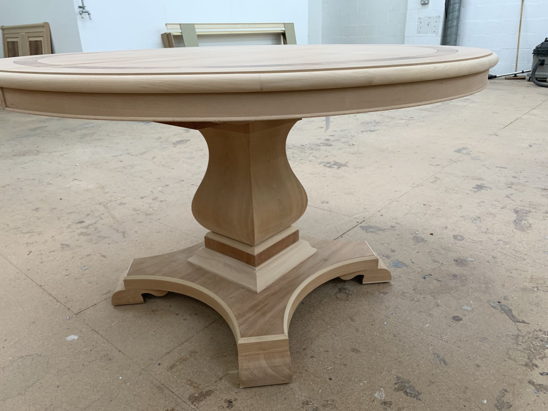 Single pedestal extending Dining Table, requires finishing/polishing, finished RRP £4152. Model no - Image 6 of 7
