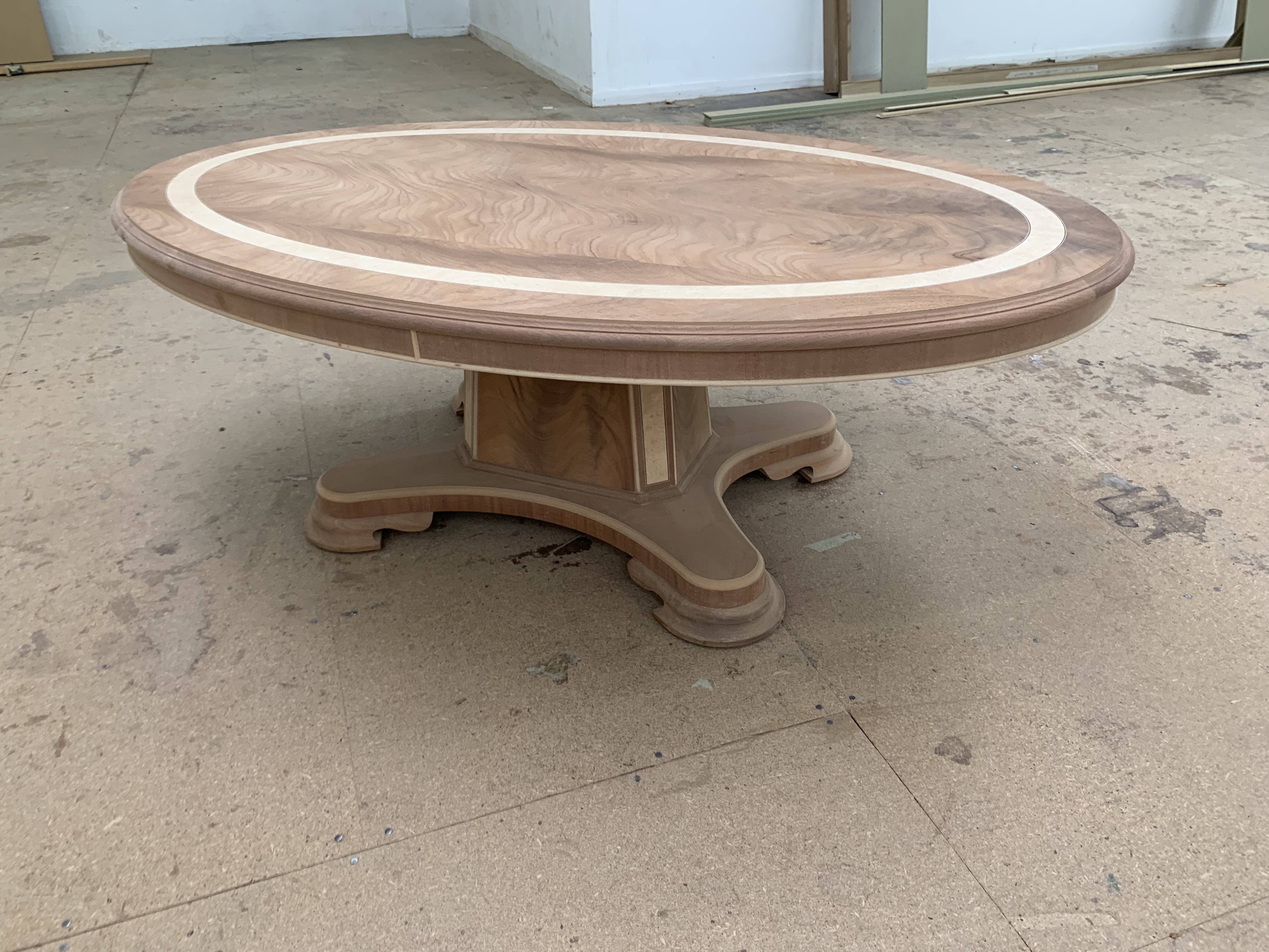 Oval Coffee Table, from the grandeur range finished in Mahogany, requires finishing/polishing. - Image 2 of 5