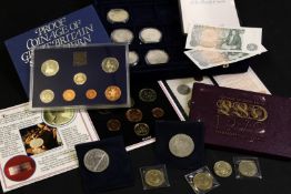 Carton: containing mainly UK coins including proof sets for 1970, 1982, 1986, 1996 (de luxe),