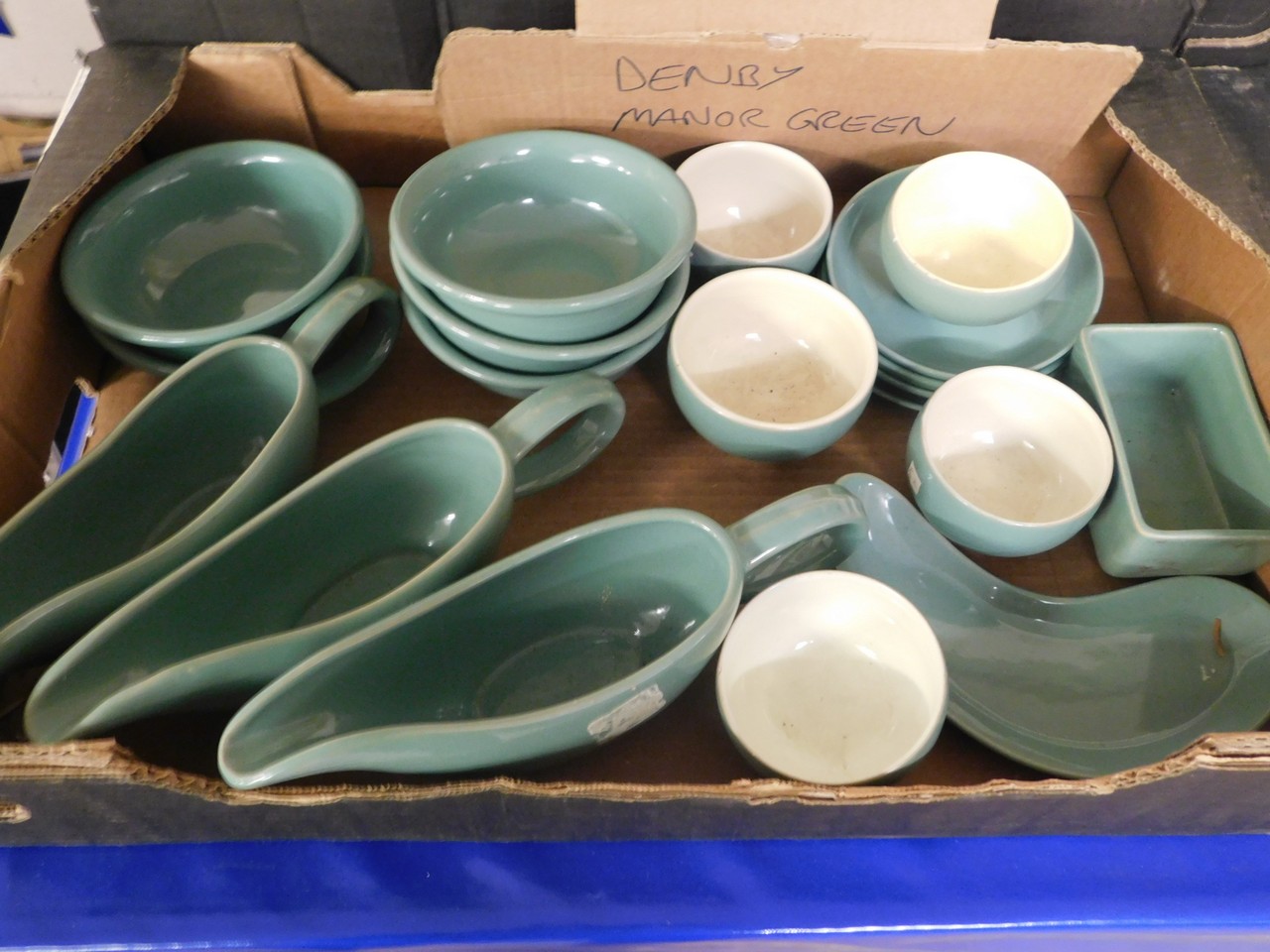 BOX CONTAINING A QUANTITY OF DENBY GREEN GLAZED BOWLS, GRAVY BOATS ETC