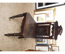 EDWARDIAN MAHOGANY PANELLED BACK HALL CHAIR WITH TURNED FRONT LEGS (A/F)