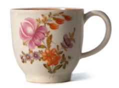 Lowestoft porcelain cup circa 1780, decorated with polychrome design of flowers with line and loop