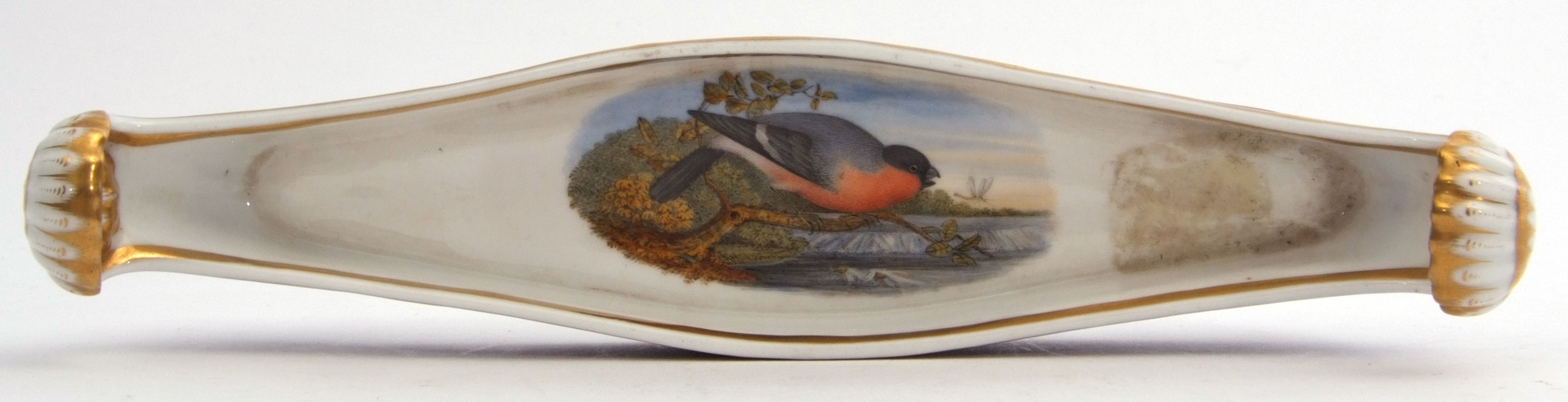 Chamberlains Worcester pen tray, the boat shape decorated with a bullfinch, factory mark and - Image 3 of 5