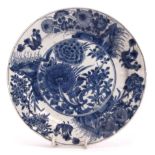 Chinese blue and white plate, Kangxi period, decorated with flowering sprays and trailing