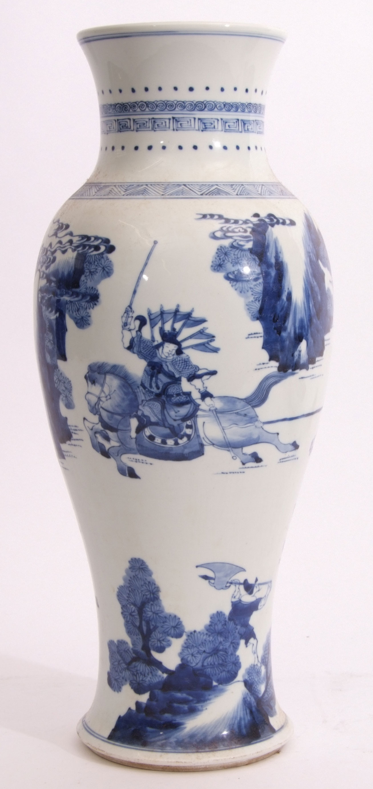 Large Chinese porcelain baluster vase decorated with Chinese warriors - Image 2 of 4