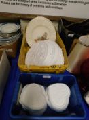 QUANTITY OF PLASTERWORK HEART FORMED PLAQUES, CIRCULAR PLAQUES, PLATES ETC