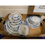 BOX CONTAINING ASSORTED EARLY 20TH CENTURY BLUE AND WHITE PRINTED DINNER WARES