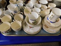 TRAY CONTAINING A QUANTITY OF ROYAL COMMEMORATIVE MUGS