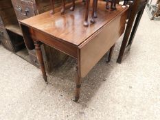 GEORGIAN MAHOGANY PEMBROKE TABLE ON FOUR RING TURNED LEGS RAISED ON BRASS CASTERS