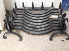 CAST IRON FIRE GRATE WITH DOGS