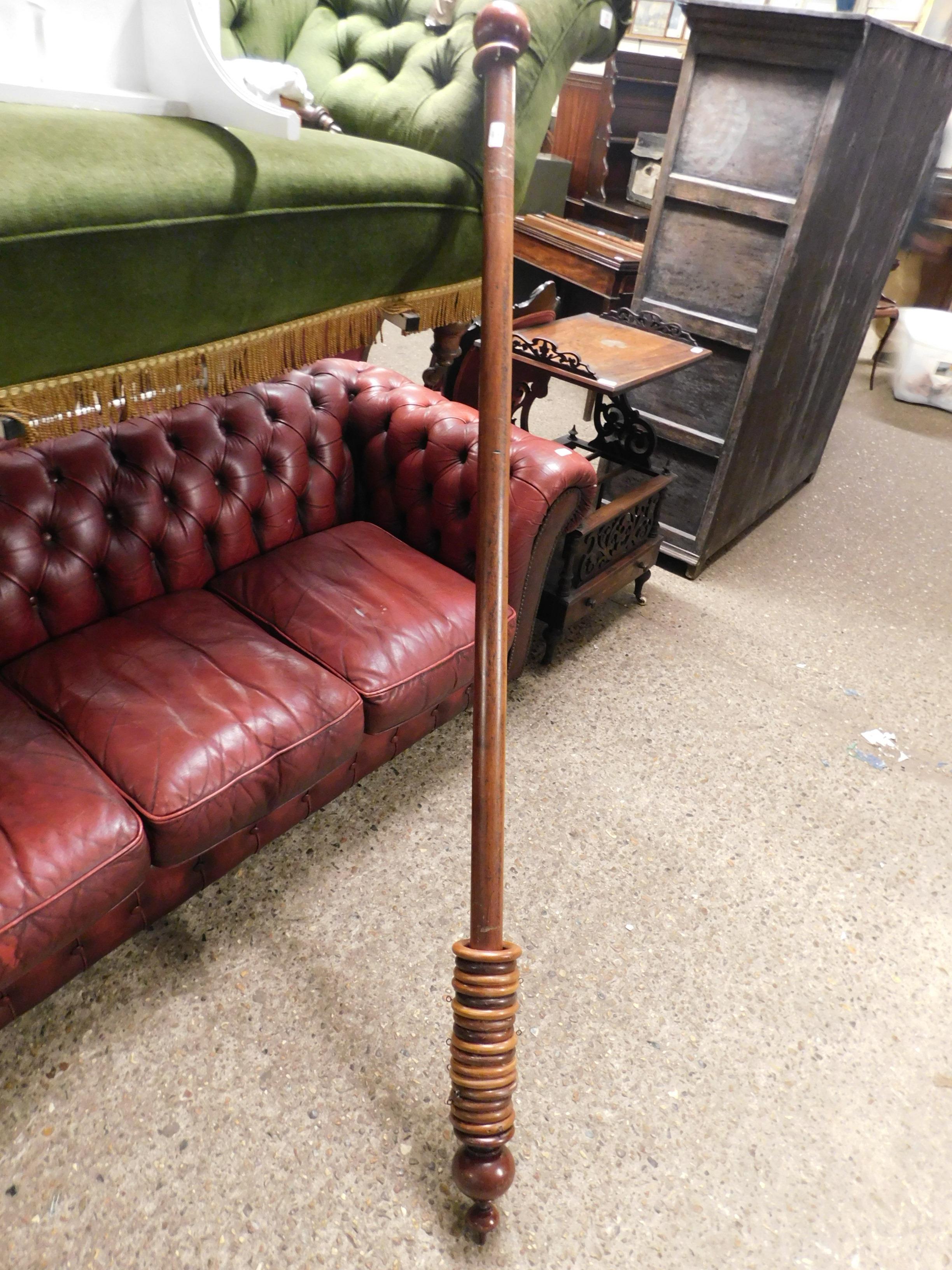 MAHOGANY CURTAIN POLE WITH FINIAL ENDS AND RINGS