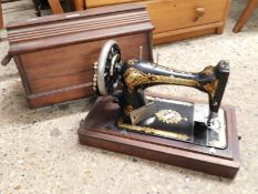 WALNUT CASED SINGER SEWING MACHINE