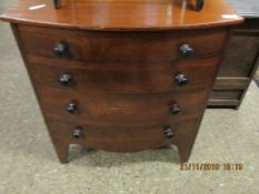 19TH CENTURY MAHOGANY BOW FRONT COMMODE CHEST WITH TURNED KNOB HANDLES