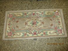 SMALL CREAM THICK PILE CHINESE WOOL CARPET WITH FLORAL DECORATION