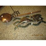 COPPER WARMING PAN WITH TURNED HANDLE TOGETHER WITH A TIN WALL MOUNTED FISH ORNAMENT AND A RG