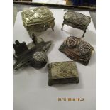 BOX CONTAINING MIXED PEWTER STORAGE BOXES, SMALL INK WELLS ETC