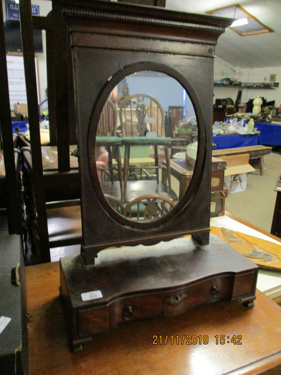 19TH CENTURY MAHOGANY AND INLAID DRESSING TABLE MIRROR WITH SHAPED FULL WIDTH DRAWER WITH OVAL