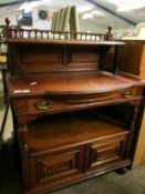 GOOD QUALITY EDWARDIAN SIDEBOARD WITH OPEN SHELF AND SINGLE DRAWER WITH TWO PANELLED CUPBOARD