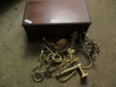 MAHOGANY TABLE TOP BOX CONTAINING MIXED BRASS WALL FITTINGS ETC