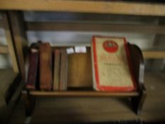 MAHOGANY TABLE TOP BOOK SLIDE TOGETHER WITH A MAP, PRAYER BOOKS