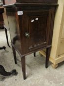 EDWARDIAN MAHOGANY SINGLE DOOR POT CUPBOARD WITH BRASS KNOB HANDLE WITH INLAID DETAIL ON TAPERING