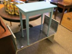 TWO WHITE PAINTED COFFEE TABLES TOGETHER WITH A TURQUOISE PAINTED SIDE TABLE ON TAPERING CYLINDRICAL