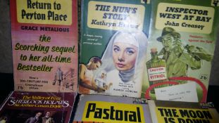 Vintage Paperbacks in excellent condition, 1950s/60s "PAN" x 6
