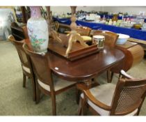 GOOD QUALITY MAHOGANY EFFECT EXTENDING DINING TABLE WITH ONE EXTRA LEAF PLUS A SET OF SIX MUSHROOM